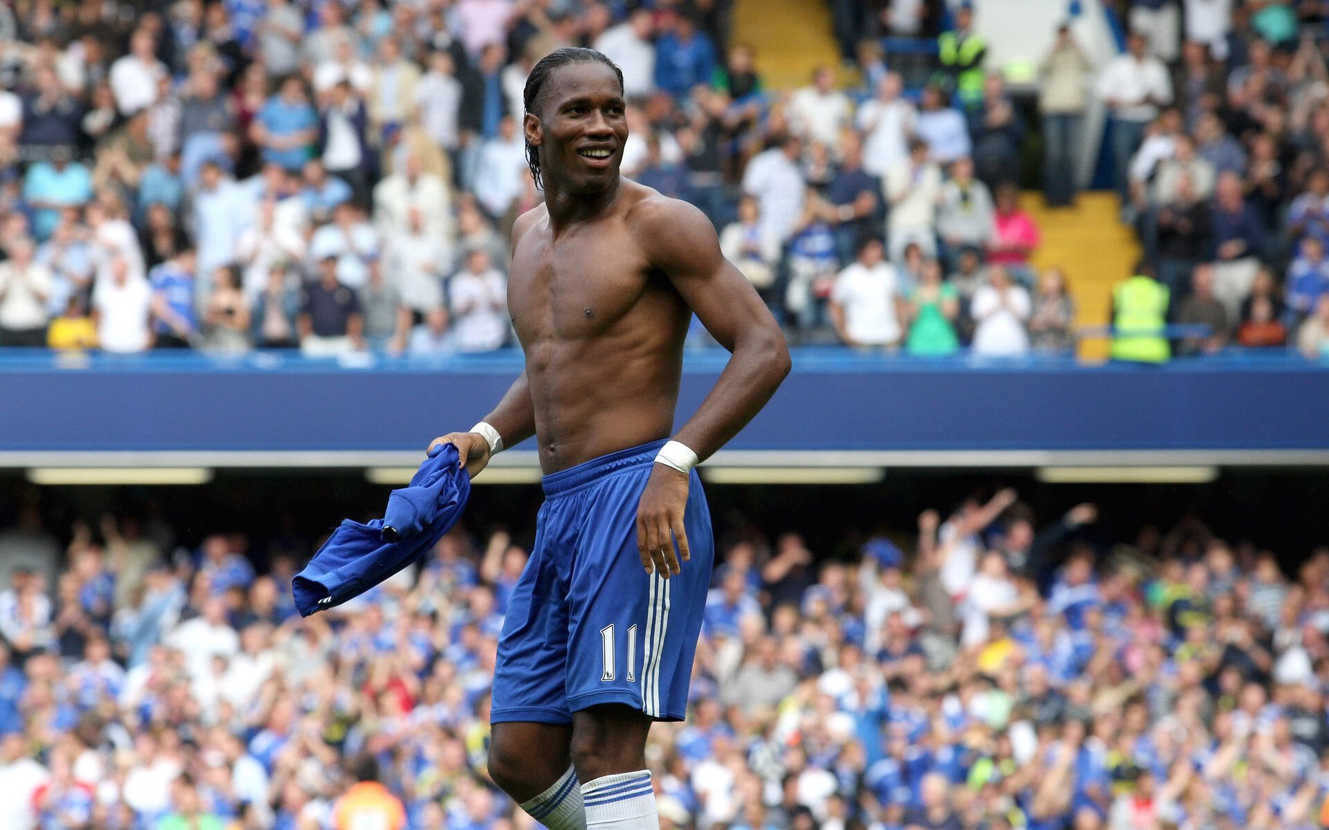 亚历克斯·格林伍德凭借全面的防守技巧,为袋鼠队建立坚实后防